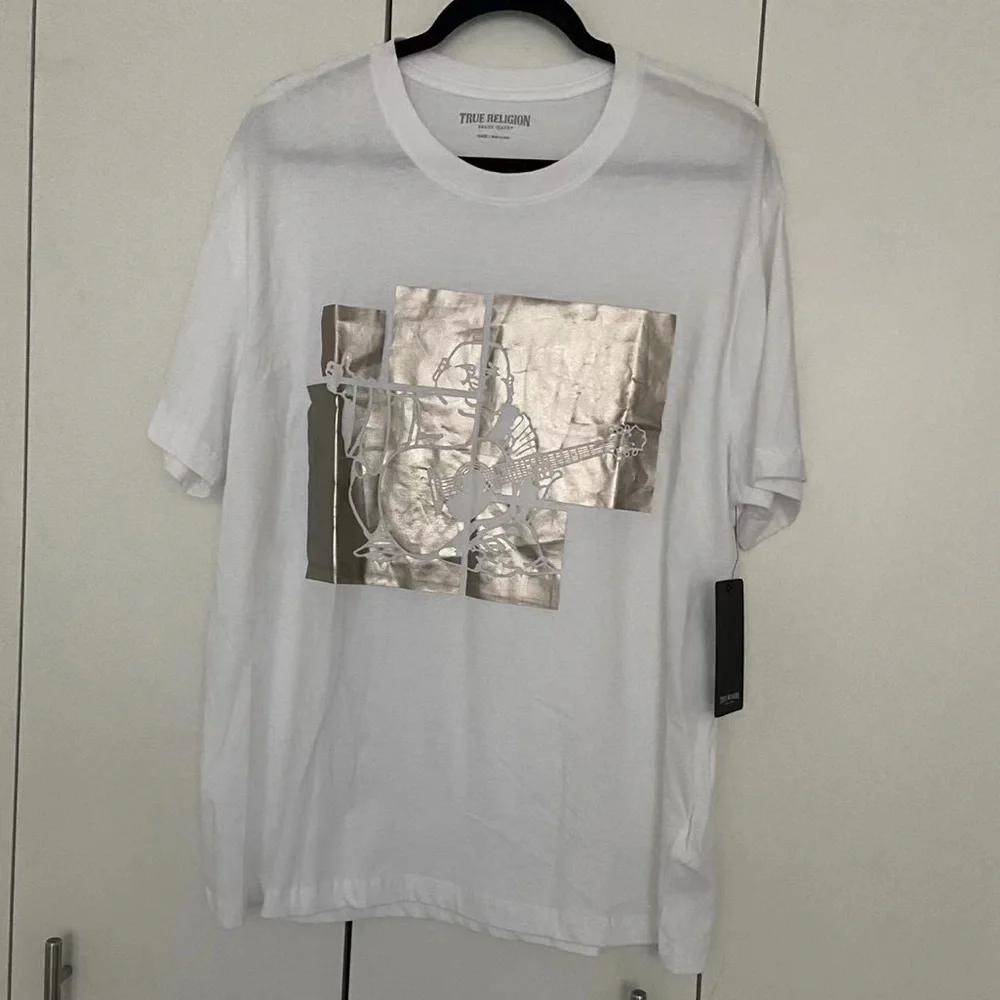 Men’s True Religion Buddha Logo Tee Size XL